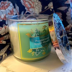 Bath And Body Works Peppermint Sugar Cookie Three Wick Candle